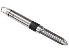 ERGONOMIC VEGETABLE PEELER Use laterally