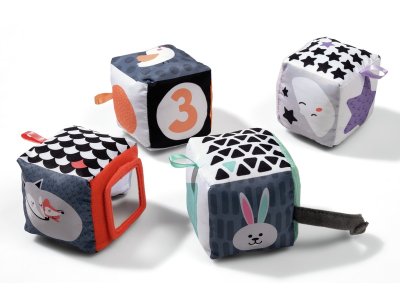 Zoom bild av BLACK AND WHITE FABRIC CUBES