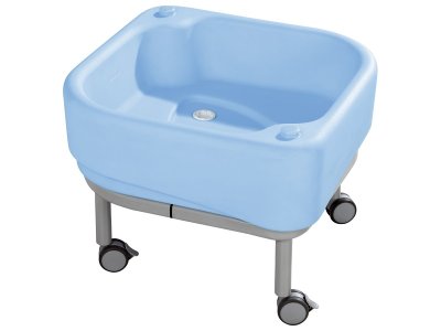 Zoom bild av SMALL ACTIVITY TABLE ON WHEELS Total height 52 cm