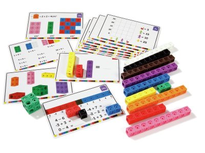 Zoom bild av ACTIVITY KIT WITH 10 BASEPLATES Level 2