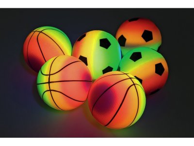 Zoom bild av UV FOOTBALLS AND BASKETBALLS