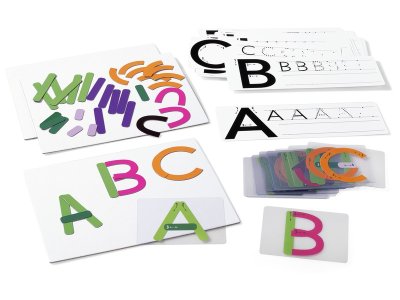Zoom bild av LEARNING TO DRAW MAGNETIC ALPHABET