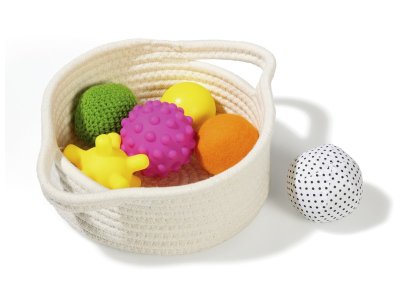 Zoom bild av BASKET WITH 6 SENSORY BALLS