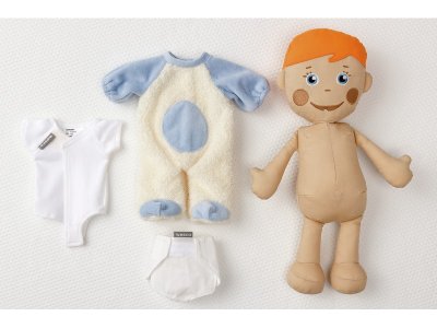 Zoom bild av SWEETY BABY Martin can dress himself