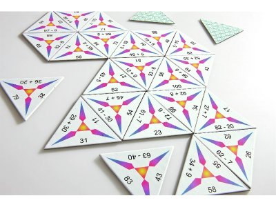 Zoom bild av GAME Tri-dominoes Addition and subtraction up to 100